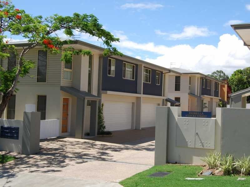 4/4-6 Locke Street, Southport QLD 4215