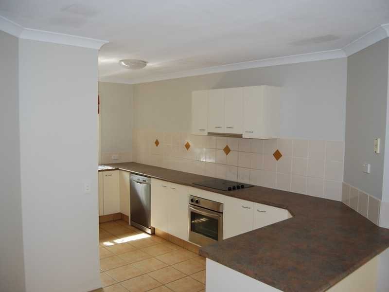 14 Etelka Street, Arundel QLD 4214