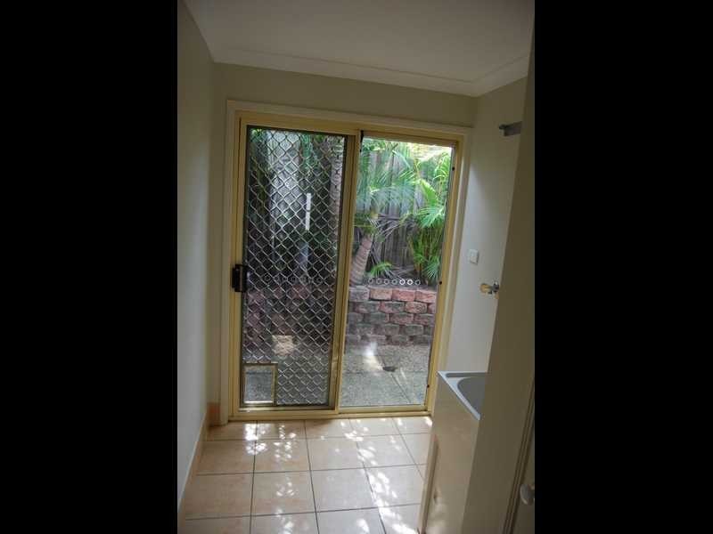 14 Etelka Street, Arundel QLD 4214