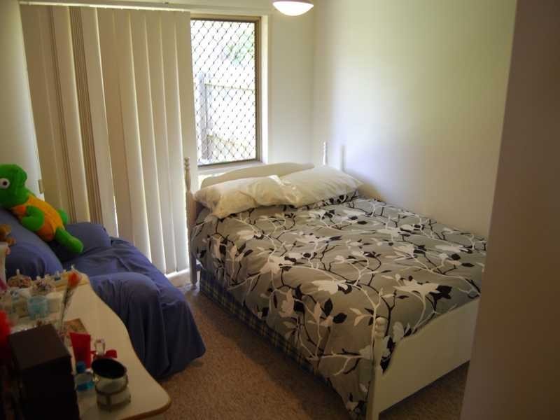 Unit 1/17 Coventry Court, Labrador QLD 4215