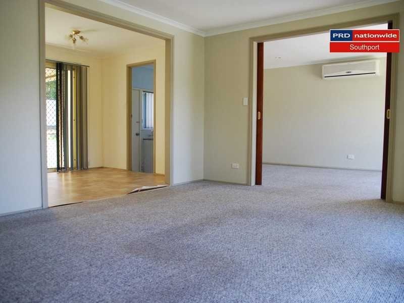 54 Numeralla Avenue, Ashmore QLD 4214