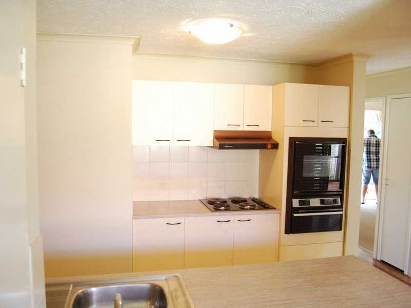 7/33-35 Whiting Street, Labrador QLD 4215