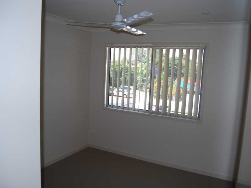 3/136-138 Central Street, Labrador QLD 4215