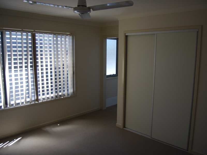 3/136-138 Central Street, Labrador QLD 4215