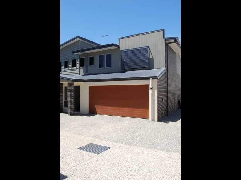 3/136-138 Central Street, Labrador QLD 4215