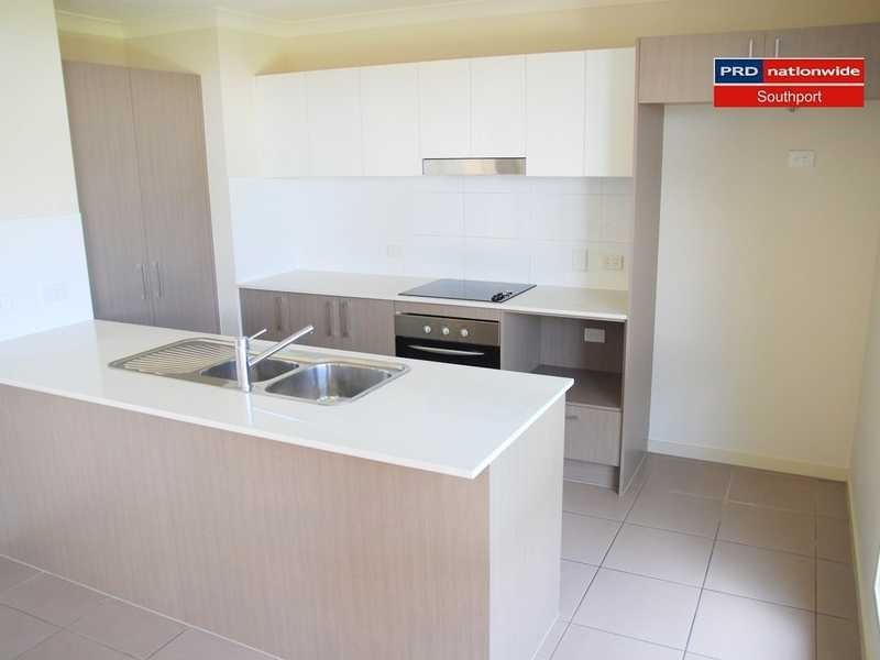 4/136-138 Central Street, Labrador QLD 4215