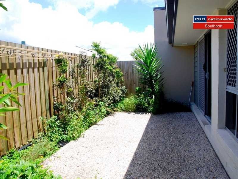 4/136-138 Central Street, Labrador QLD 4215