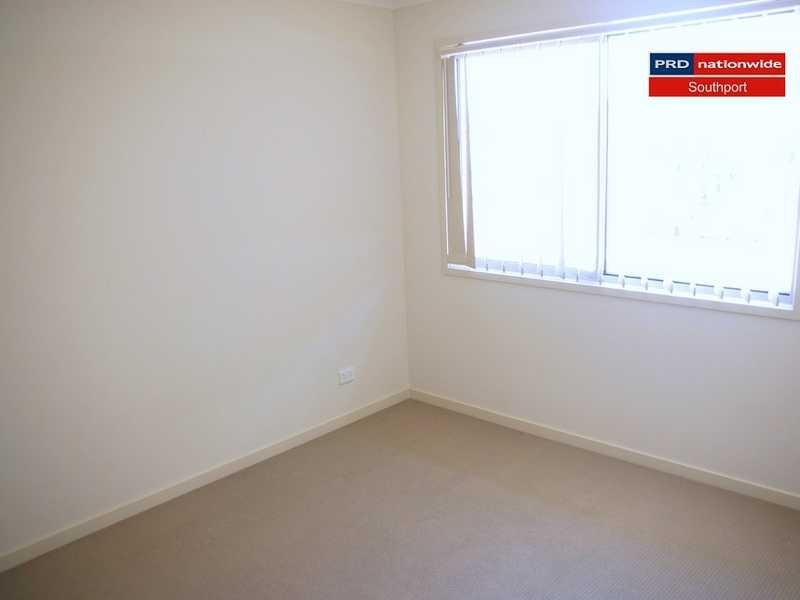 4/136-138 Central Street, Labrador QLD 4215