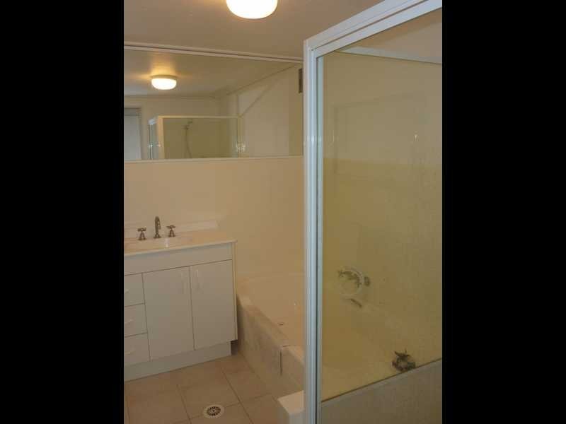 22/72 Marine Parade, Southport QLD 4215