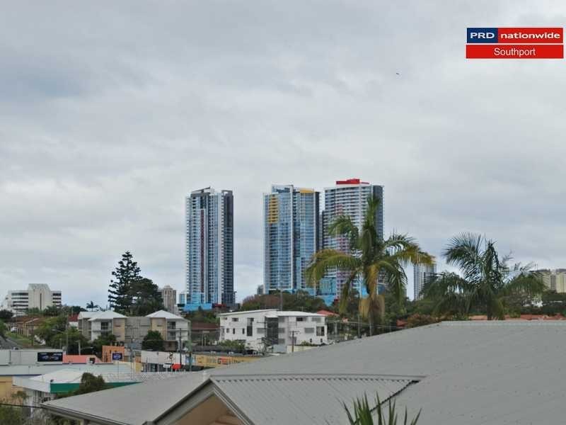 6/4-6 Locke Street, Southport QLD 4215