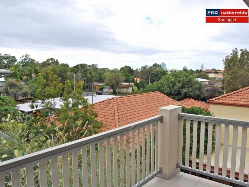 6/4-6 Locke Street, Southport QLD 4215