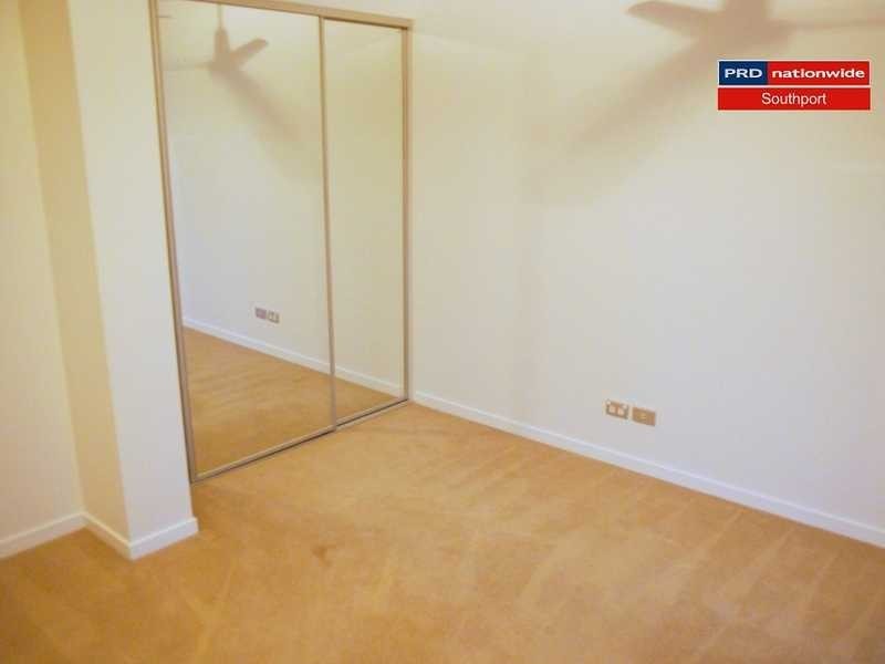 Unit 14/53 Darrambal Street, Chevron Island QLD 4217