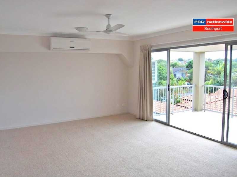 Unit 8/99 Muir Street, Labrador QLD 4215