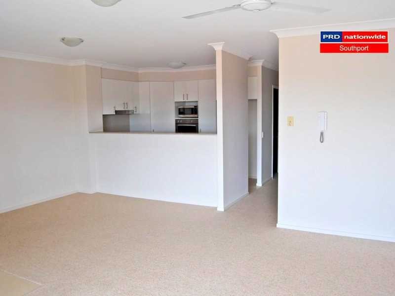 Unit 8/99 Muir Street, Labrador QLD 4215