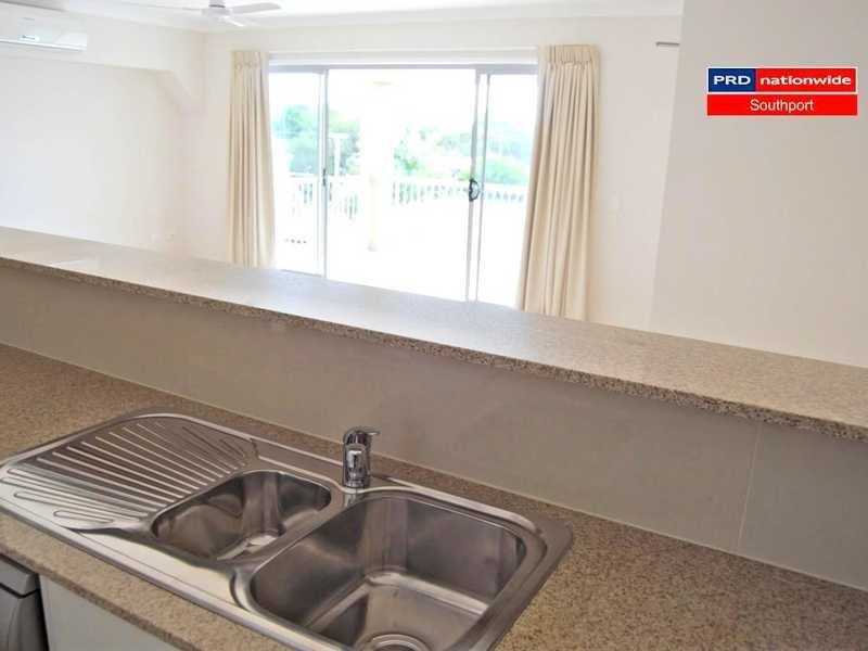 Unit 8/99 Muir Street, Labrador QLD 4215