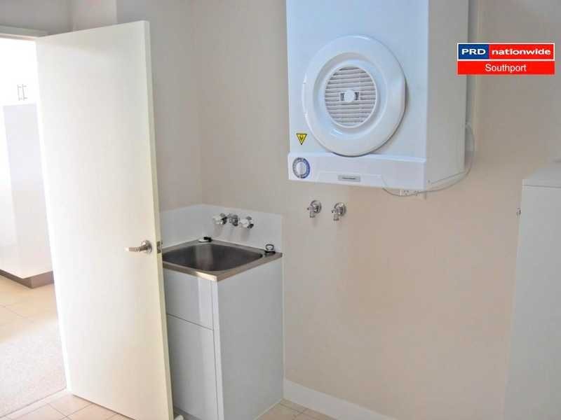 Unit 8/99 Muir Street, Labrador QLD 4215