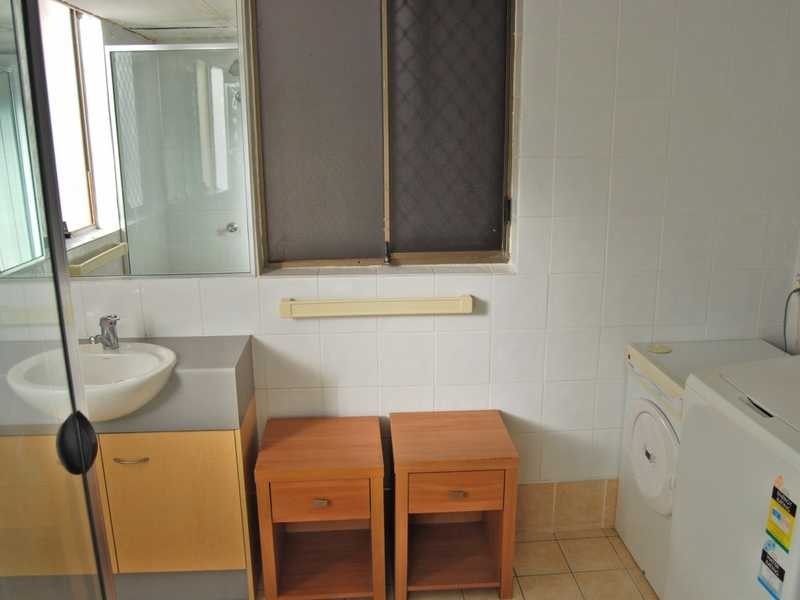 Unit 3/16 Markwell Avenue, Surfers Paradise QLD 4217