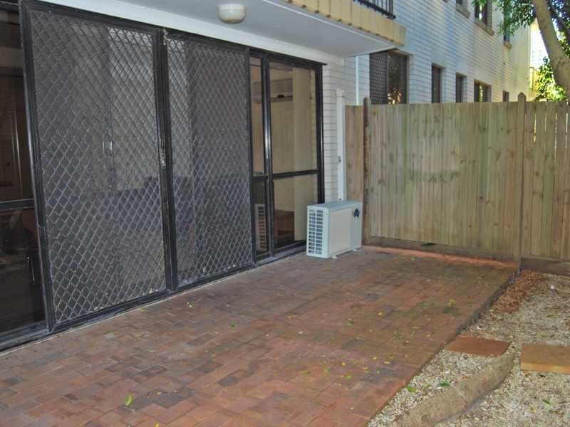 Unit 3/16 Markwell Avenue, Surfers Paradise QLD 4217