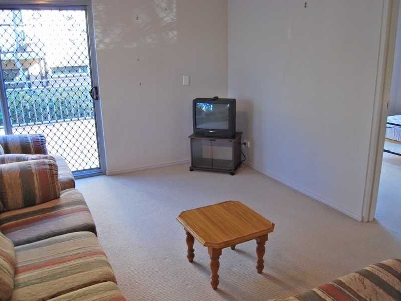 Unit 3/160 High Street, Southport QLD 4215