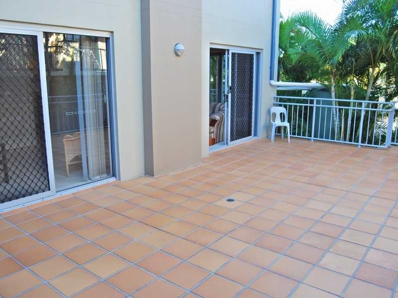 Unit 3/160 High Street, Southport QLD 4215
