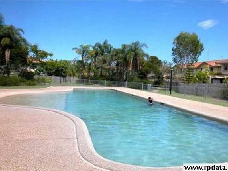 12/21 Usher Ave, Labrador QLD 4215