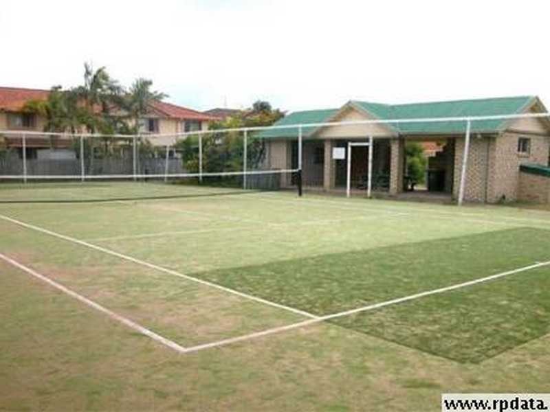 12/21 Usher Ave, Labrador QLD 4215