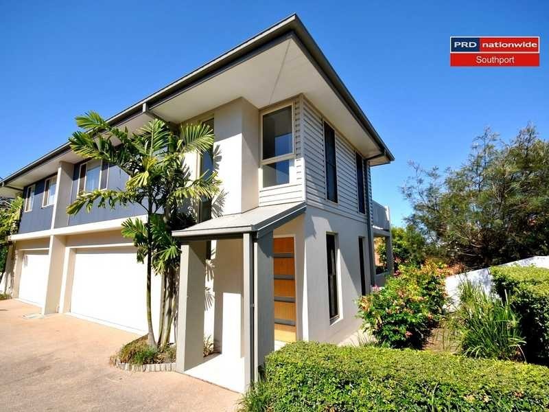 4/4-6 Locke Street, Southport QLD 4215