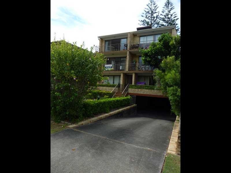Unit 3/11 Australia Avenue, Broadbeach QLD 4218