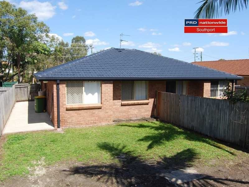 1/185 Central Street, Labrador QLD 4215