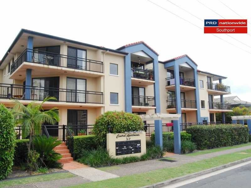Unit 12/5 Railway Street, Southport QLD 4215
