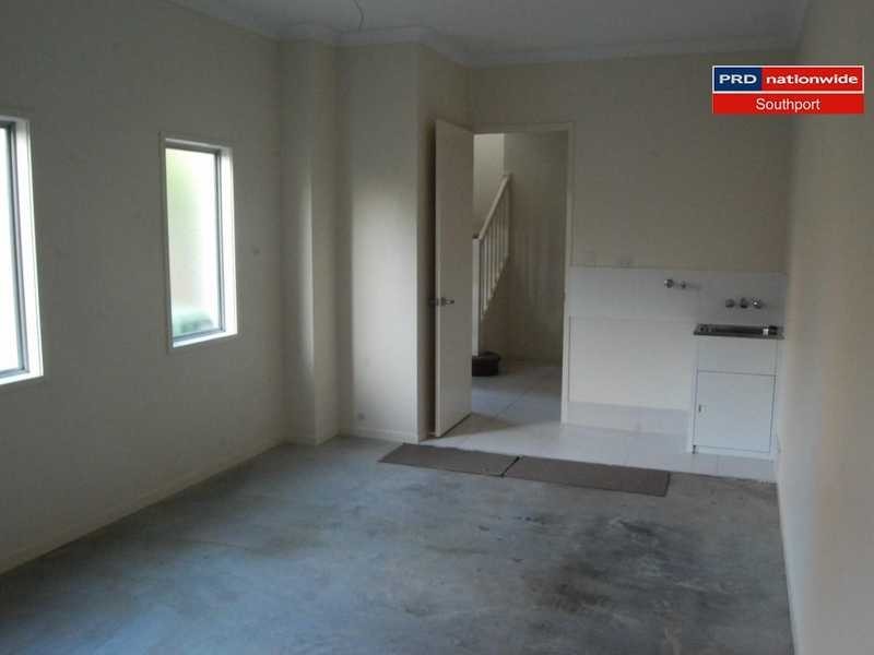 Unit 1/10 Prince Street, Southport QLD 4215