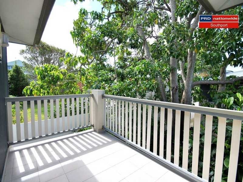 5/4-6 Locke Street, Southport QLD 4215