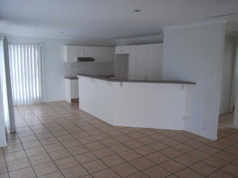 16a Loder Street, Biggera Waters QLD 4216