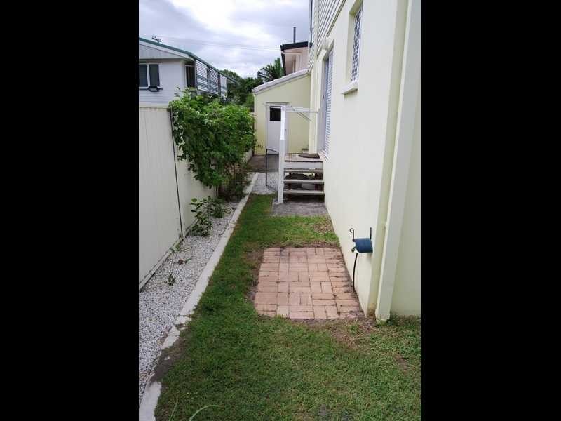 16a Loder Street, Biggera Waters QLD 4216