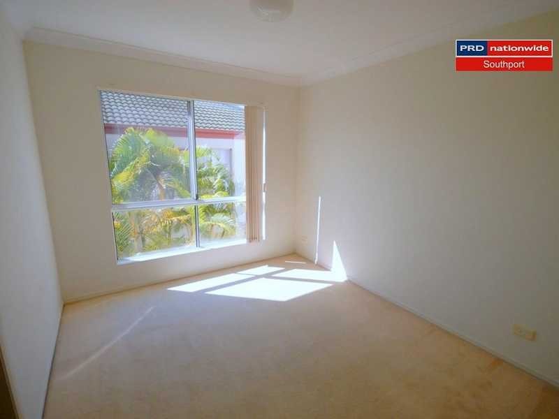 18/15 Fortuna Place, Parkwood QLD 4214