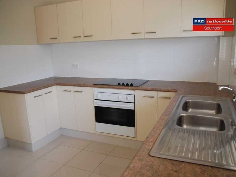 Unit 3/147 High Street, Southport QLD 4215