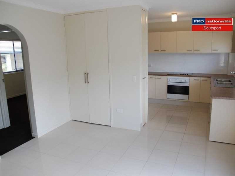 Unit 3/147 High Street, Southport QLD 4215