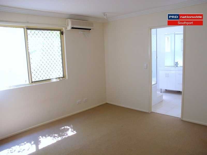 7/4-6 Locke Street, Southport QLD 4215