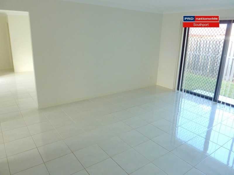 45 Kingsford Drive, Upper Coomera QLD 4209