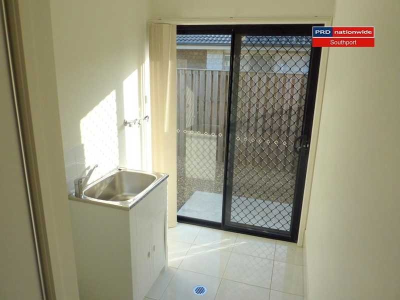 45 Kingsford Drive, Upper Coomera QLD 4209