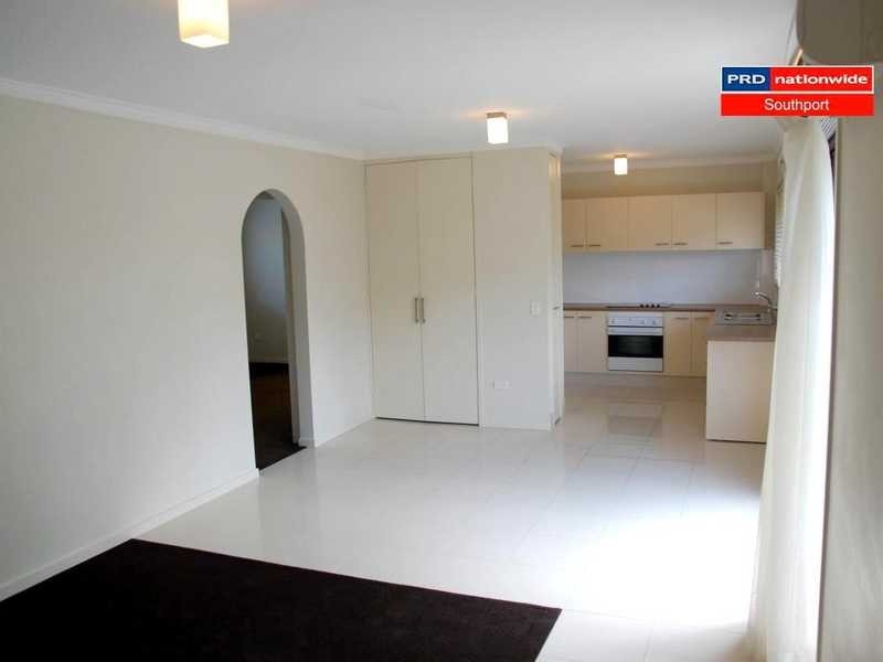 Unit 3/147 High Street, Southport QLD 4215