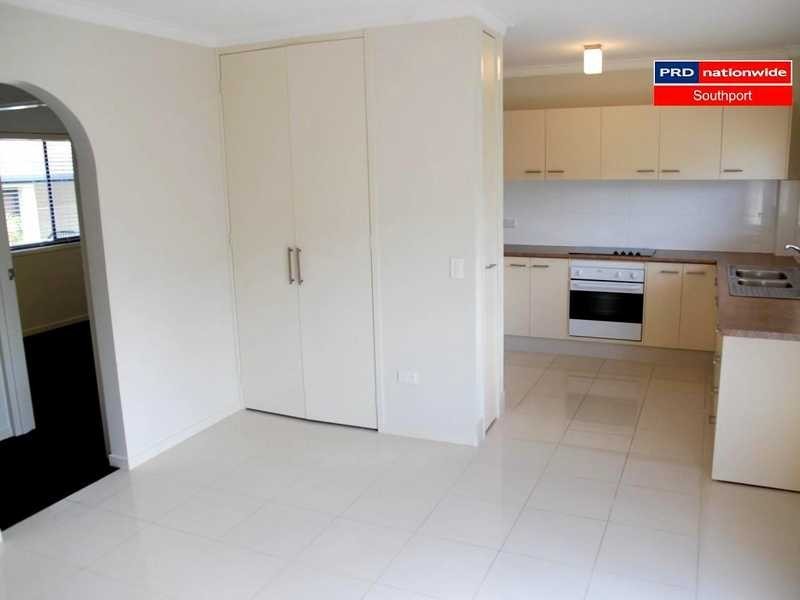 Unit 3/147 High Street, Southport QLD 4215