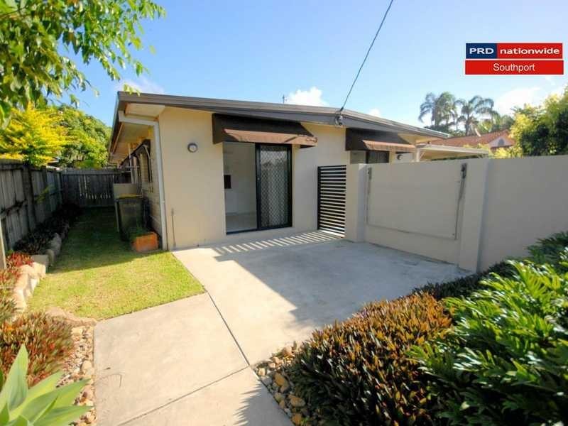 1/14 Judith Avenue, Southport QLD 4215