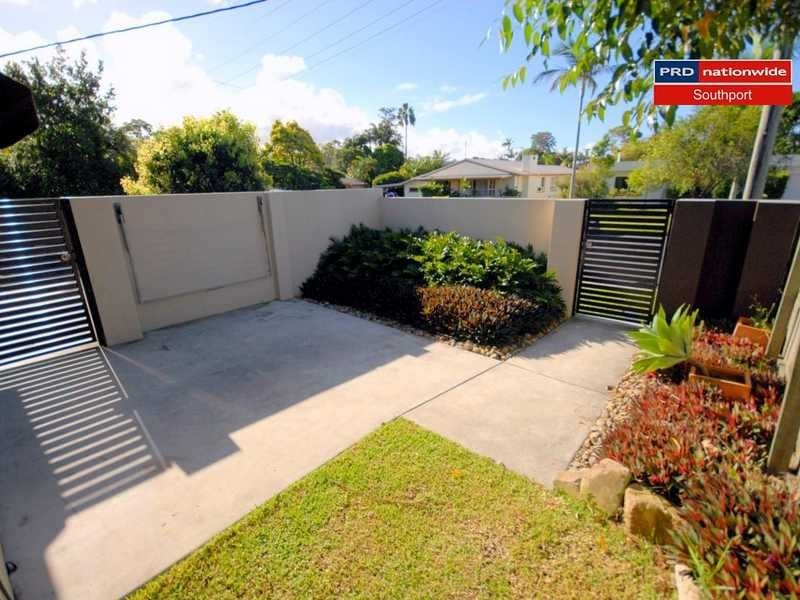 1/14 Judith Avenue, Southport QLD 4215