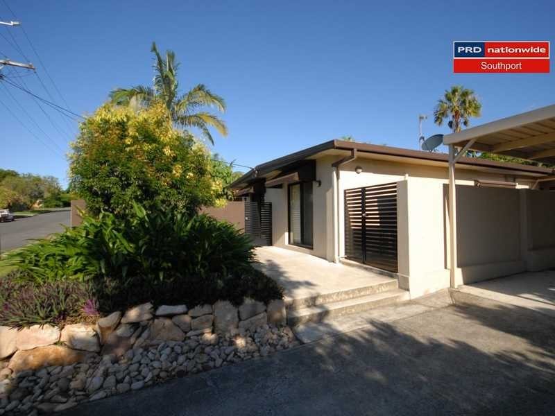 1/14 Judith Avenue, Southport QLD 4215