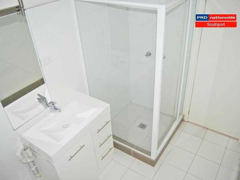 Unit 2/126 Marine Parade, Southport QLD 4215