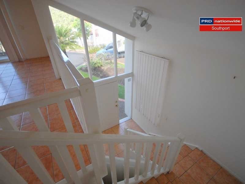 18/15 Fortuna Place, Parkwood QLD 4214