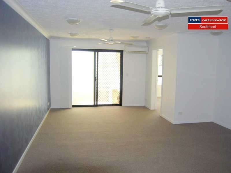 Unit 1/15-17 Lloyd Street, Southport QLD 4215