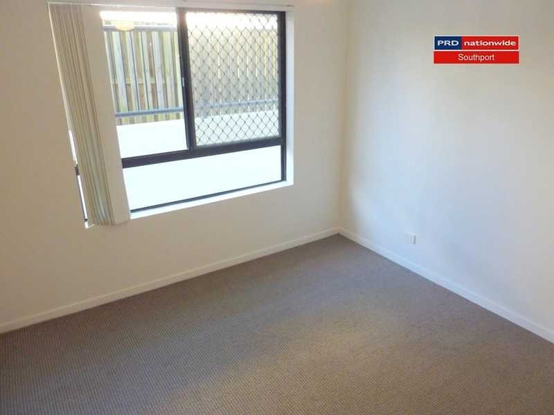 Unit 1/15-17 Lloyd Street, Southport QLD 4215