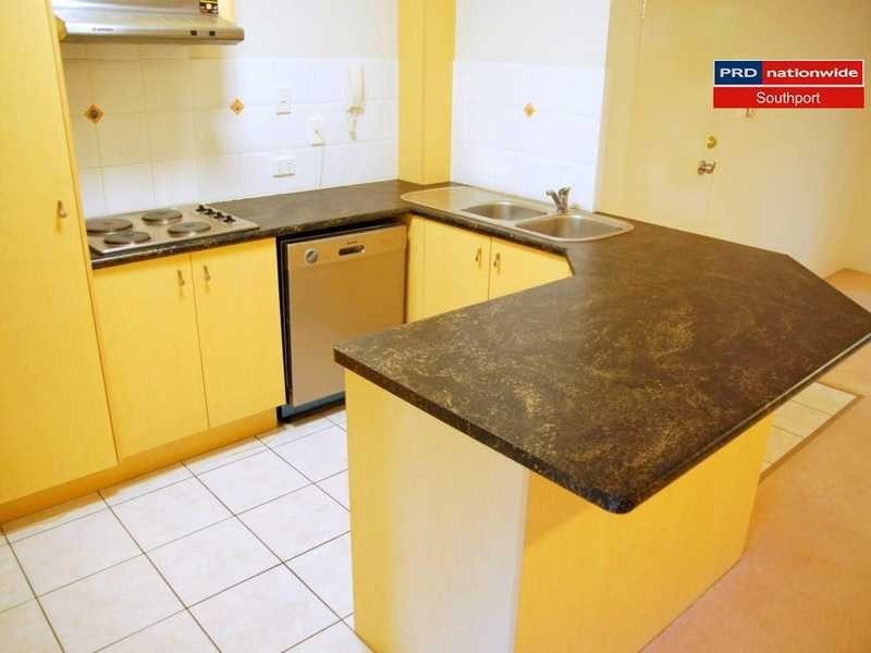 Unit 16/88 High Street, Southport QLD 4215